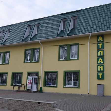 Atlant Hotel Ostroh Dış mekan fotoğraf